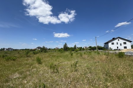 Продаж земельної ділянки під забудову, 20 соток